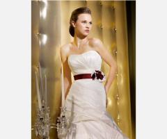 Abito con decorazione