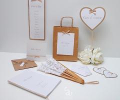 Grafica & Artigianato - 
Invito, messale, wedding bag, segnatvaolo e tableau da appendere, segnaposto e portariso
