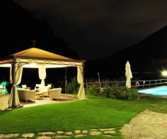 Gazebo e piscina della locanda