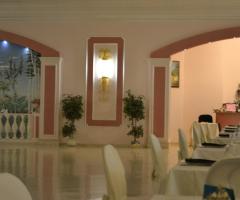 Visuale parziale sala interna