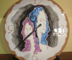 orologio in terracotta "donne"