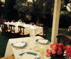 Agriturismo Il Melograno di Banditella - Allestimento tavoli per cerimonie