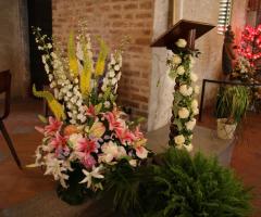 Francesco Mercandelli - Addobbi floreali per matrimoni in chiesa
