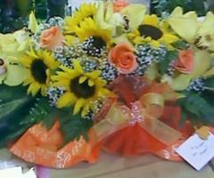 Centrotavola di girasoli per il matrimonio