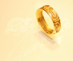 Fede nuziale in oro giallo lavorata artigianalmente