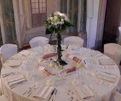 allestimento tavoli personalizzati