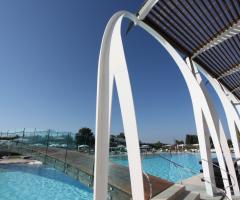 La piscina del Riviera Golf Resort