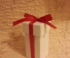 Baci Mi Piaci - Scatolina con fiocchetto rosso