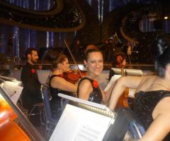 Violinista nell'orchestra Festival di Sanremo