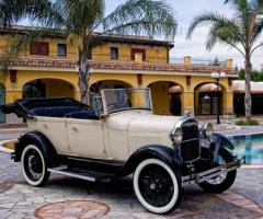 Ford A Cabrio 1928 per il matrimonio