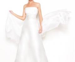 Abito da sposa tagliato sul seno - Modello Gardenia