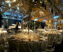 Allestimento moderno per il matrimonio