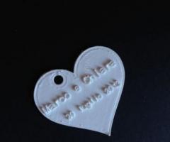 Portachiavi a forma di cuore con i vostri nomi e la data delle nozze - Le Tre Eventi