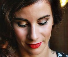 brown/grey smokey eyes