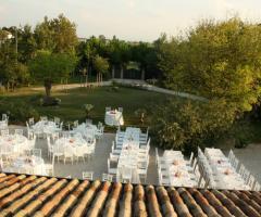 Il ricevimento di nozze all'aperto