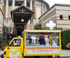 In attesa degli sposi - Il chiosco - Carretto per gelati