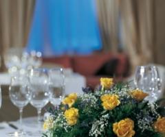 Dettaglio del tavolo per il buffet di matrimonio