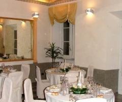 Tavoli per il buffet nuziale