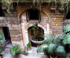 Palazzo Conte Federico - Corte esterna del palazzo