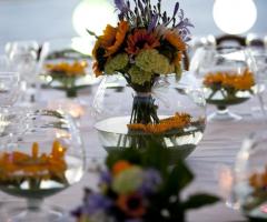Girasoli galleggianti per i centrotavola - Calabria Wedding