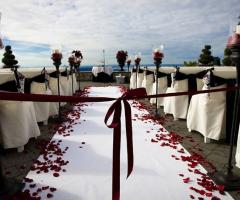 Cerimonia di nozze all'aperto