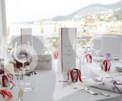 Segnatavolo e menù per il ricevimento di nozze