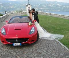 Noleggio Ferrari per il matrimonio