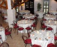 Interno sala per ricevimento di matrimonio presso l'agriturismo Crisilio Castello