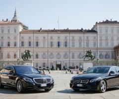 Autonoleggio Stefano Tudisco - Le Mercedes in Piazza Castello