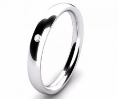 Lady Kimberley Bottega Orafa - Realizzazione di fedi nuziali a Roma