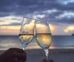 Camping Garden Paradiso - Cin Cin al tramonto sulla spiaggia