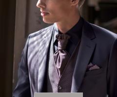 Completo per uomo con cravatte e gilet