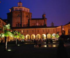 il monastero di sera