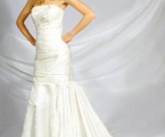 Vestito da sposa con strascico - Modello Gioia