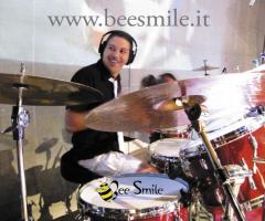 Bee Smile - Esibizione sul palco
