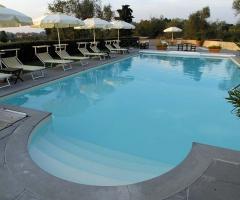 Ristorante I Secoli - La piscina della location di nozze