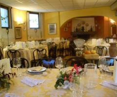 Sala interna per il ricevimento di matrimonio