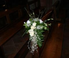 Allestimento floreale per la cerimonia di matrimonio