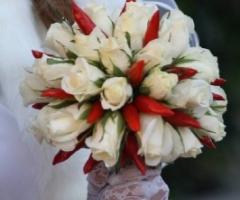 Bouquet di peperoncini per la sposa
