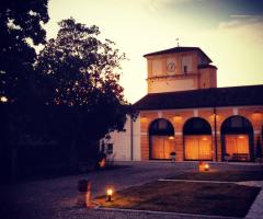 Vista della villa al tramonto