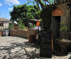 Esterno ristorante il Bacio Gradara
