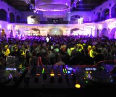 Disc Jockey Service - Musica matrimoni a Bologna