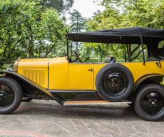 Deluxe International - L'auto storica per il matrimonio