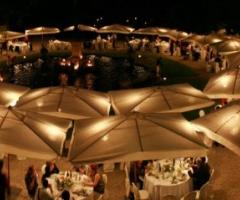 Allestimento del matrimonio all'aperto