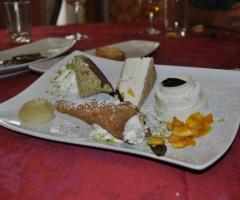 Tris di dolci siciliani presso il ristorante per matrimonio a Palazzolo Acreide
