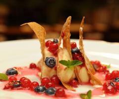 Dolce per il menu di matrimonio