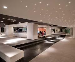 I moderni ed eleganti interni dell'hotel