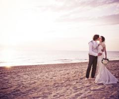 Gli sposi in spiaggia