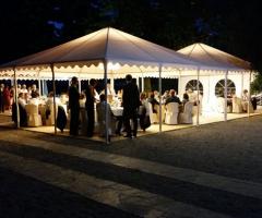 Tensostruttura la sera