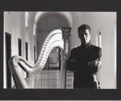 Andrea Bonaldo e la sua arpa